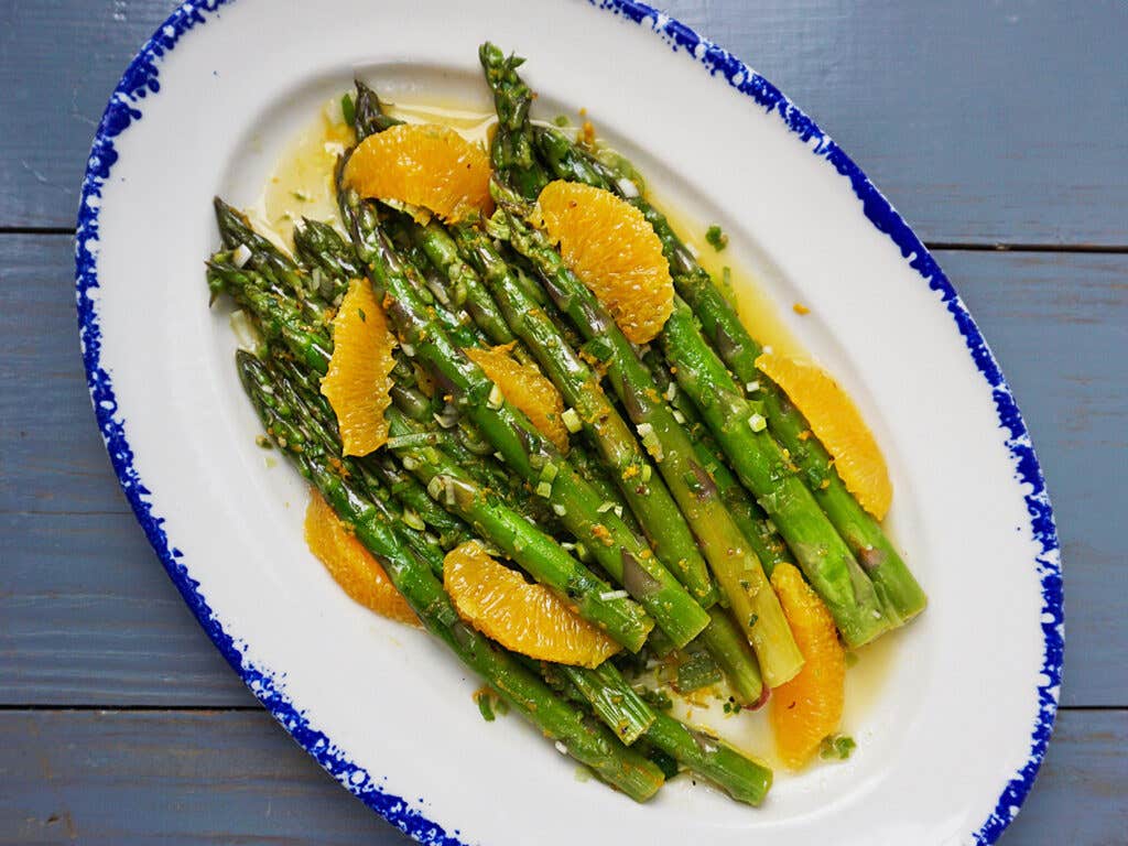 Microwave Steamed Asparagus With Citrus and Oregano